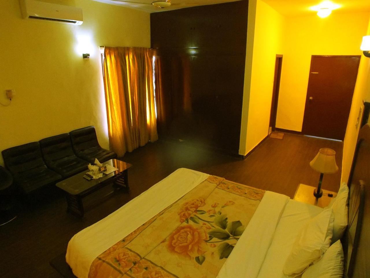Capetown Guest House Islamabad Luaran gambar